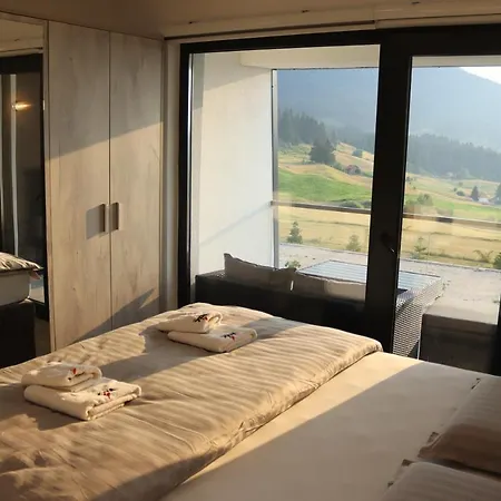 Lux Vlasicka Carolija アパート